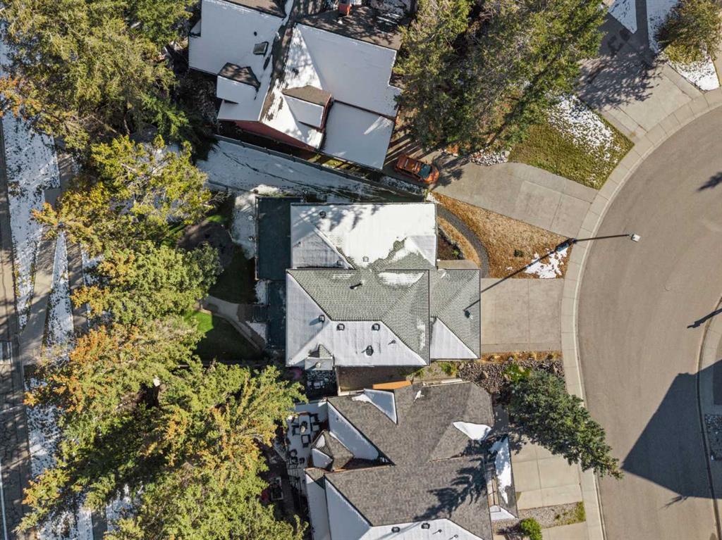 Picture for 327 Canyon Close  https://www.cirrealty.ca/reb/creb/03/A2264303_49.jpg