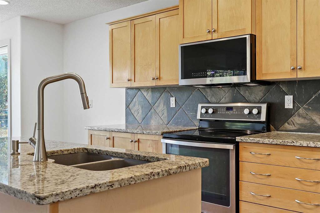 Picture for 7936 Springbank Boulevard SW https://www.cirrealty.ca/reb/creb/03/A2265903_14.jpg