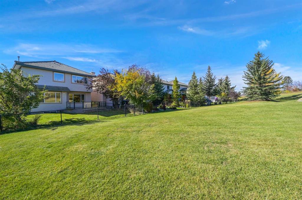 Picture for 7936 Springbank Boulevard SW https://www.cirrealty.ca/reb/creb/03/A2265903_17.jpg