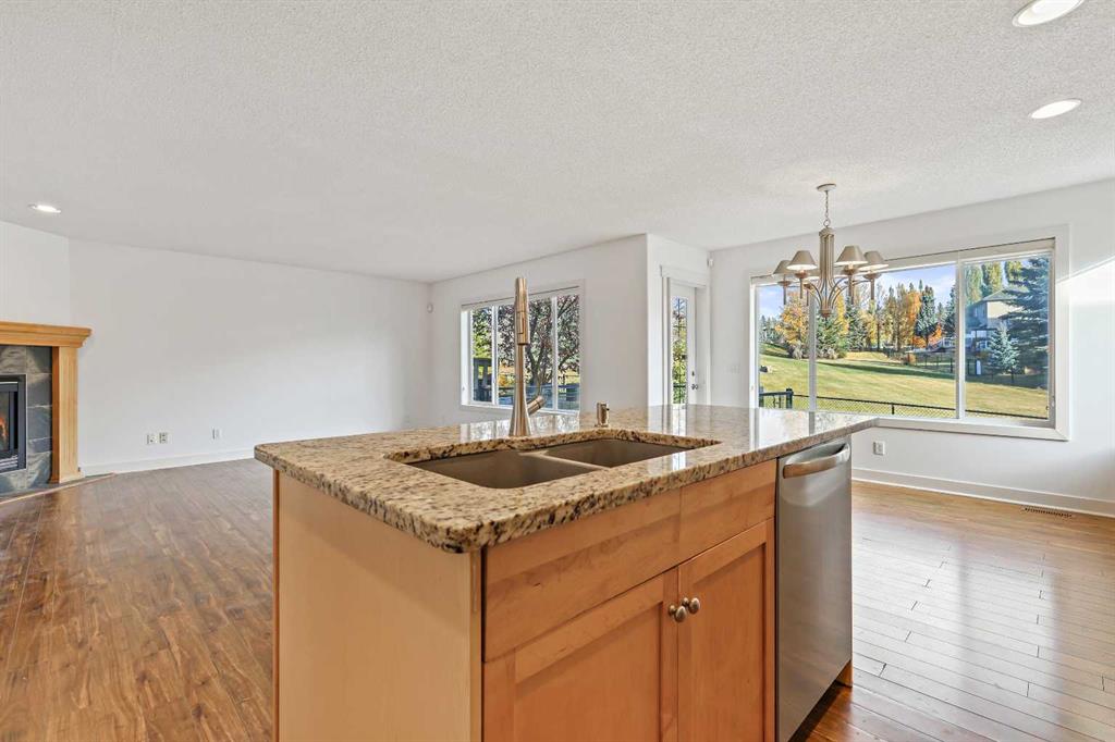 Picture for 7936 Springbank Boulevard SW https://www.cirrealty.ca/reb/creb/03/A2265903_19.jpg
