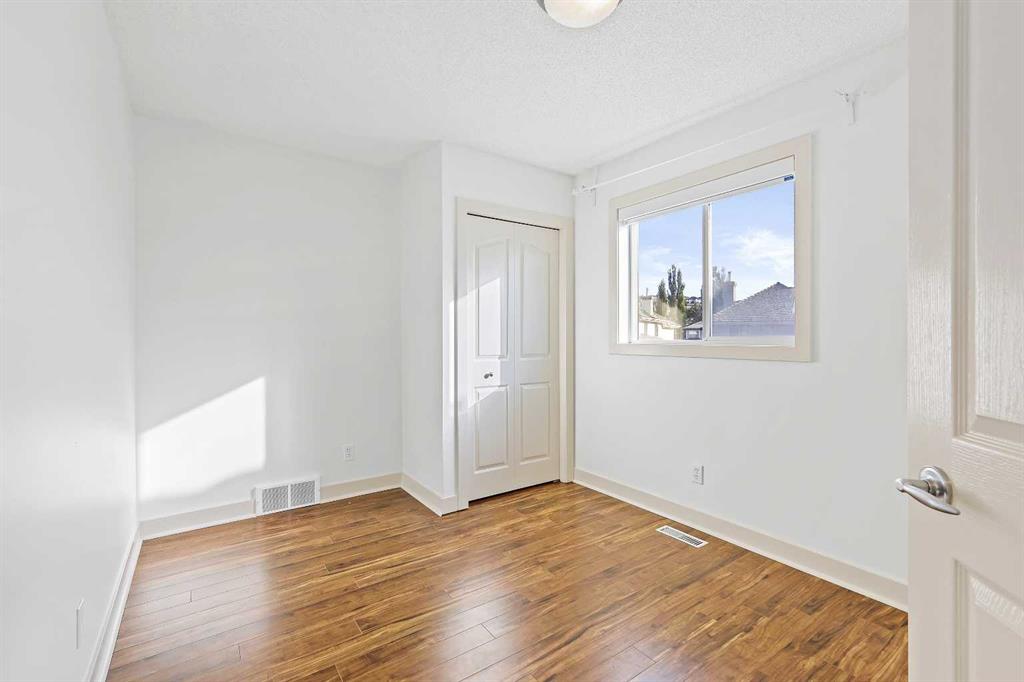 Picture for 7936 Springbank Boulevard SW https://www.cirrealty.ca/reb/creb/03/A2265903_32.jpg
