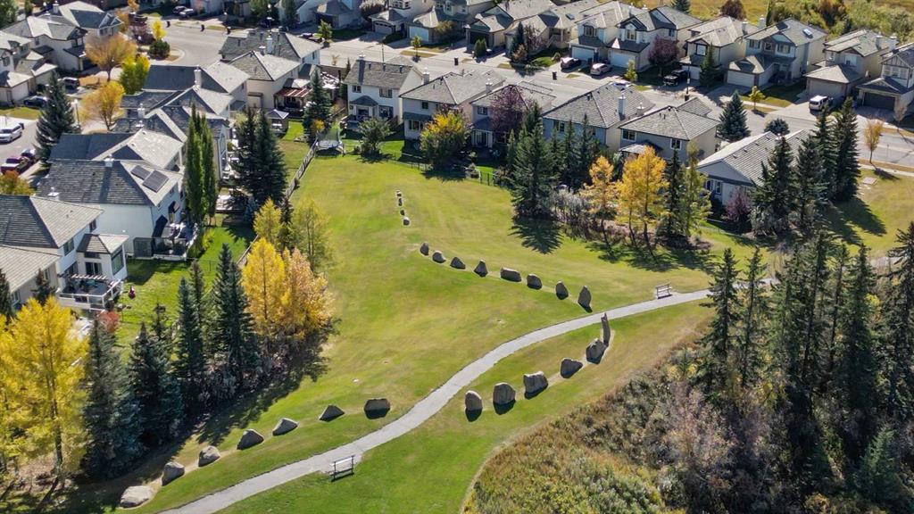 Picture for 7936 Springbank Boulevard SW https://www.cirrealty.ca/reb/creb/03/A2265903_42.jpg