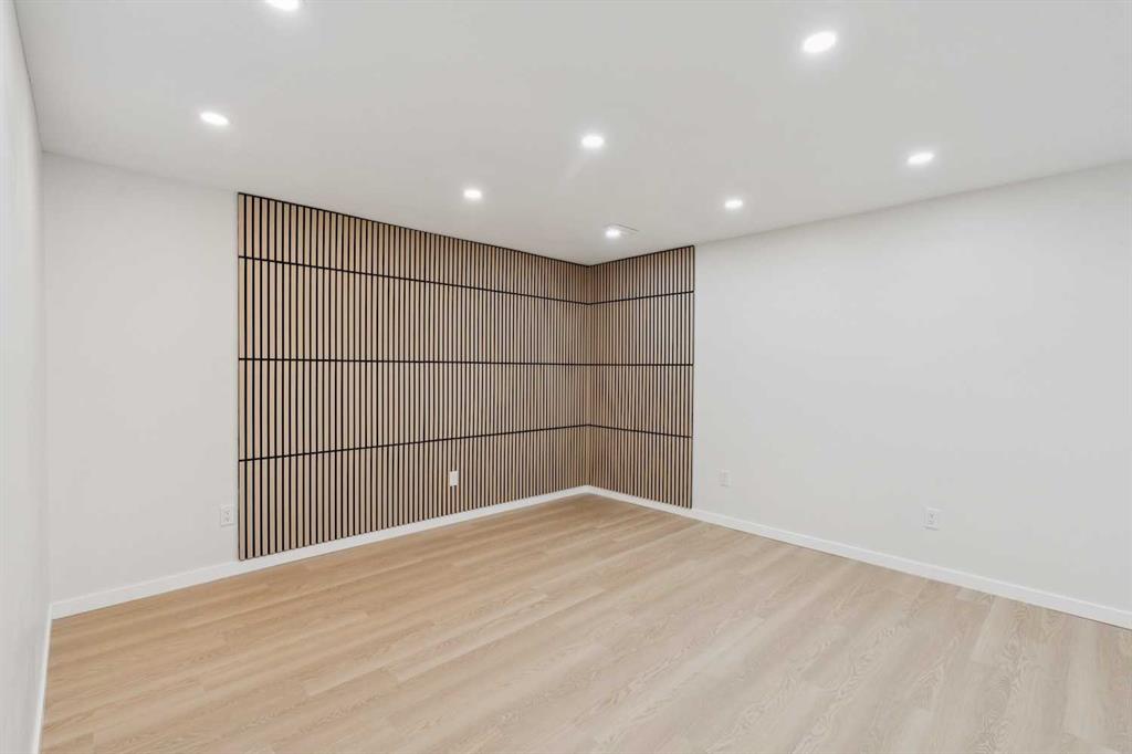 Picture for 9607 Oakhill Drive SW https://www.cirrealty.ca/reb/creb/03/A2266403_29.jpg