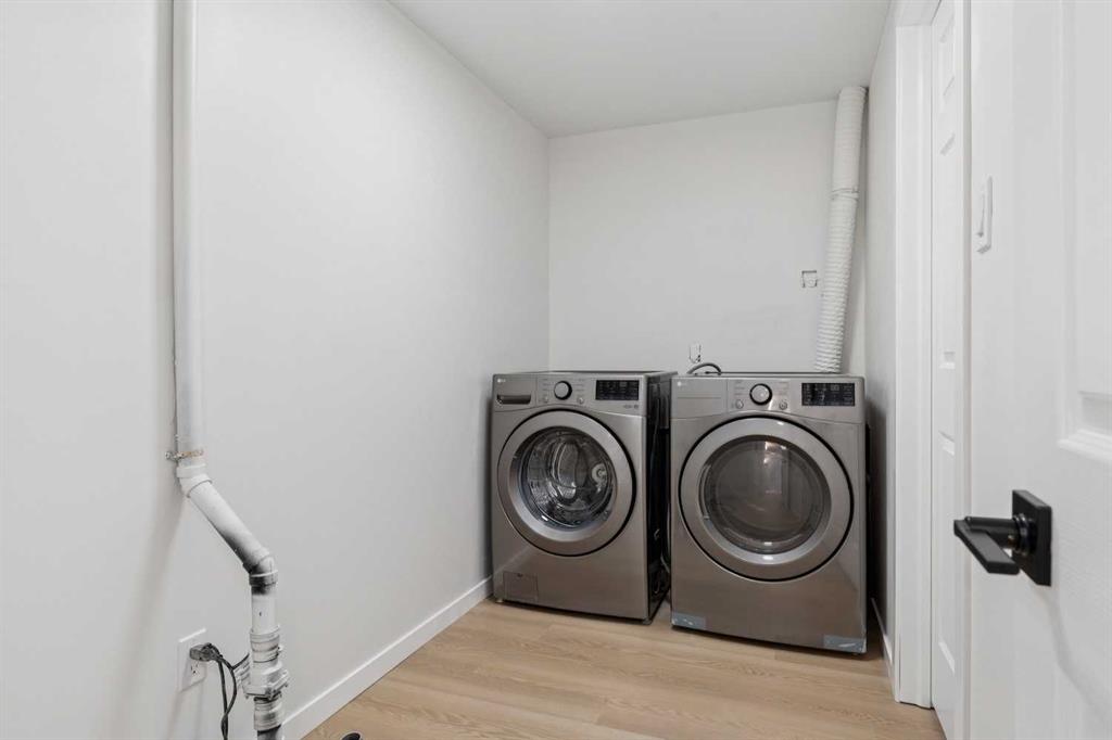 Picture for 9607 Oakhill Drive SW https://www.cirrealty.ca/reb/creb/03/A2266403_33.jpg
