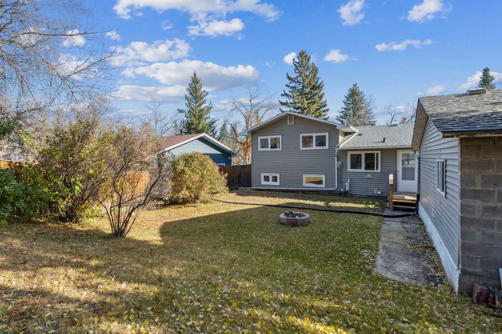 Picture for 9607 Oakhill Drive SW https://www.cirrealty.ca/reb/creb/03/A2266403_35.jpg