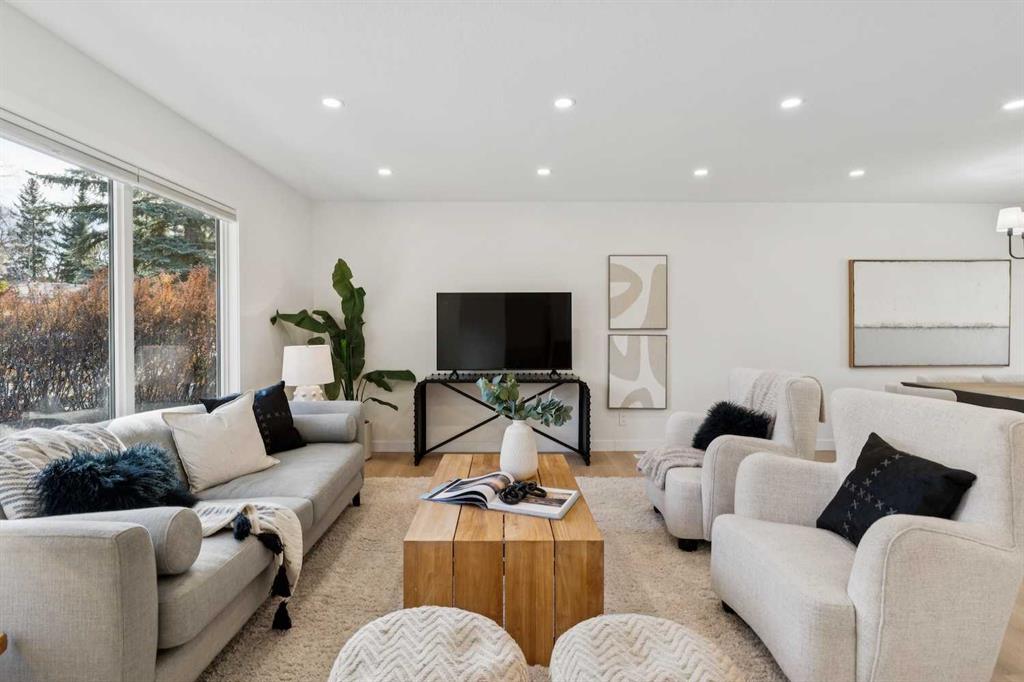 Picture for 9607 Oakhill Drive SW https://www.cirrealty.ca/reb/creb/03/A2266403_7.jpg