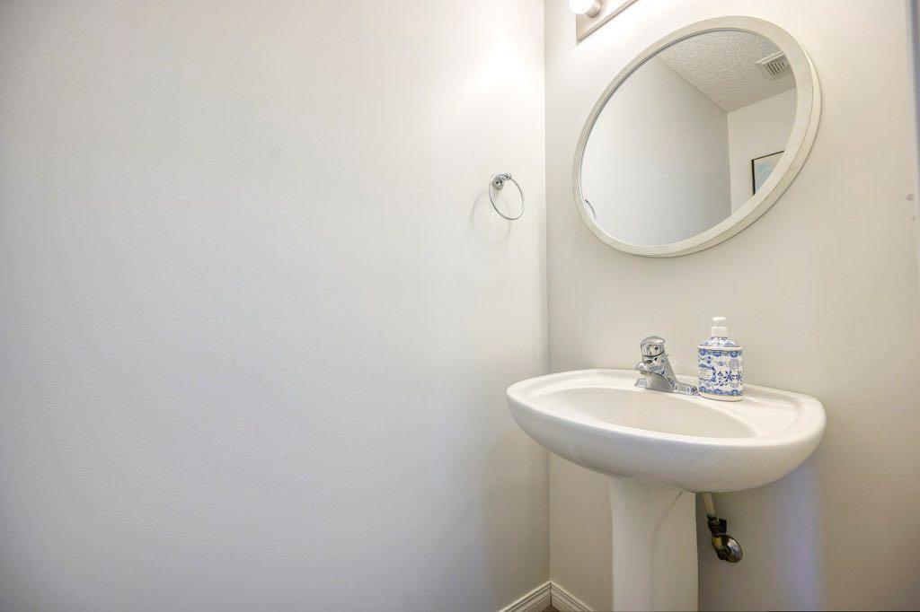 Picture for 165 Bayside Point SW https://www.cirrealty.ca/reb/creb/03/A2266703_12.jpg