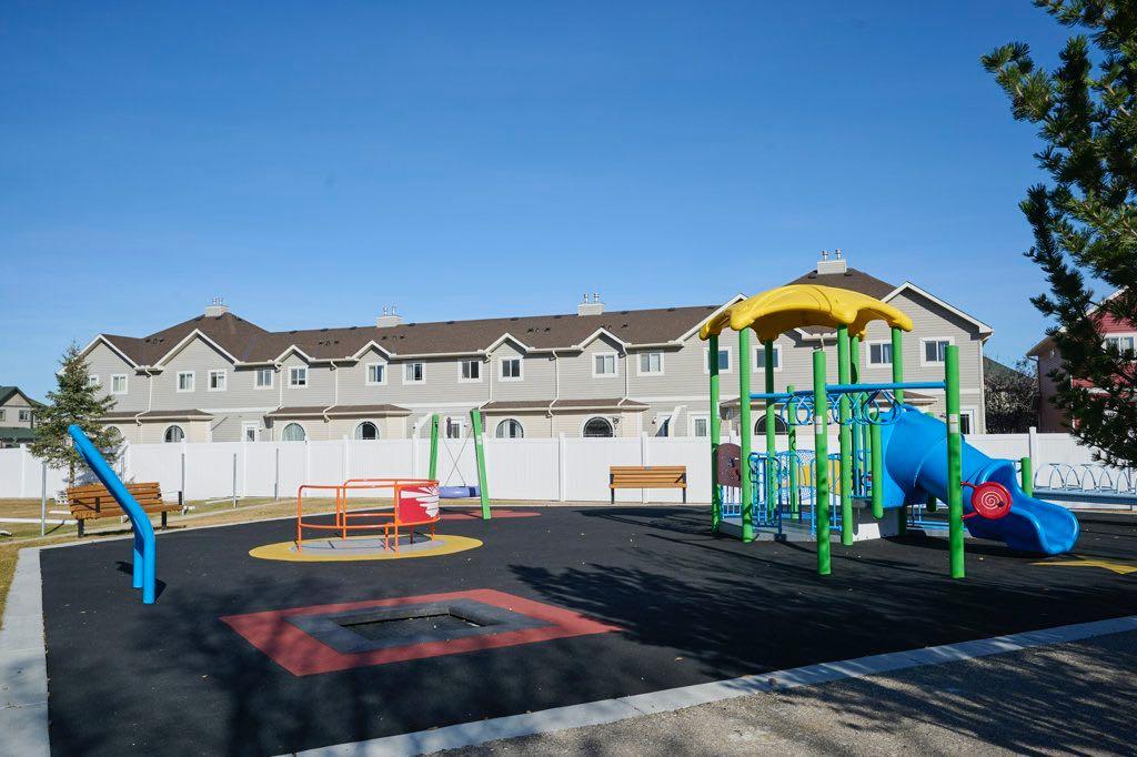 Picture for 165 Bayside Point SW https://www.cirrealty.ca/reb/creb/03/A2266703_30.jpg