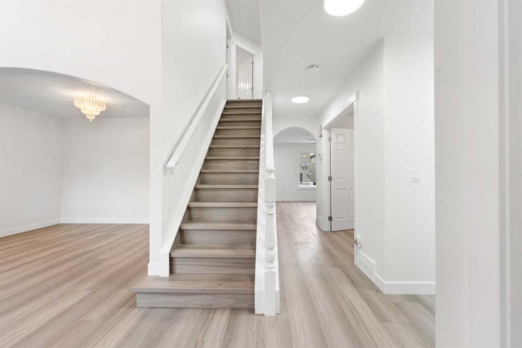 Picture for 115 Taracove Landing NE