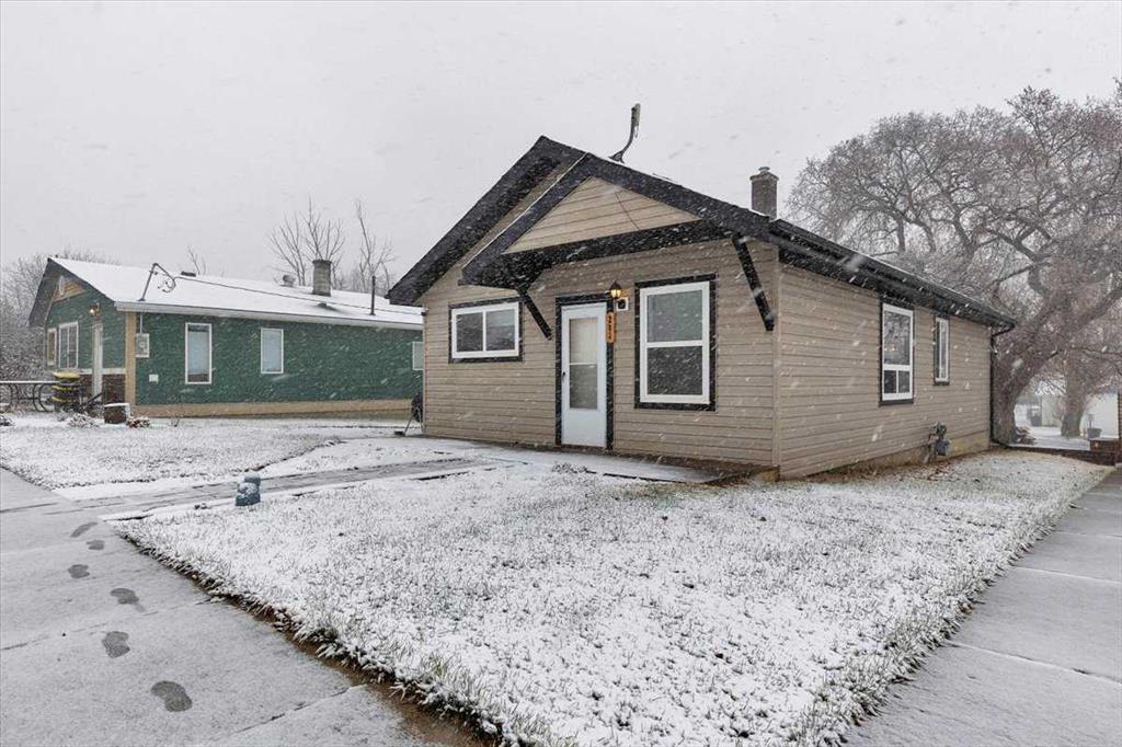 Picture for 201 1 Street S