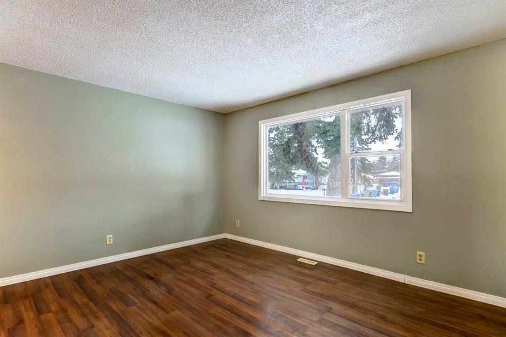 Picture for 708 Sacramento Place SW