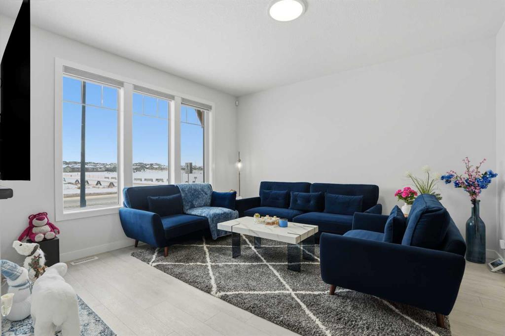 Picture for 496 Reynolds Avenue SW