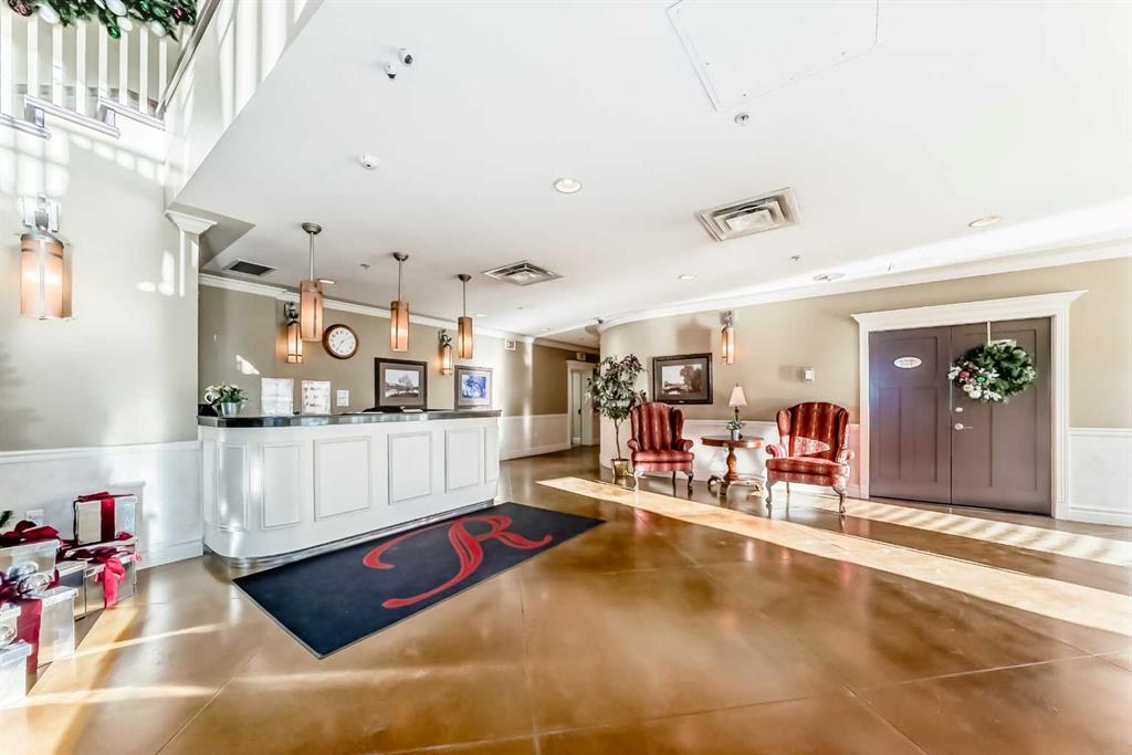 Picture for 708, 1726 14 Avenue NW