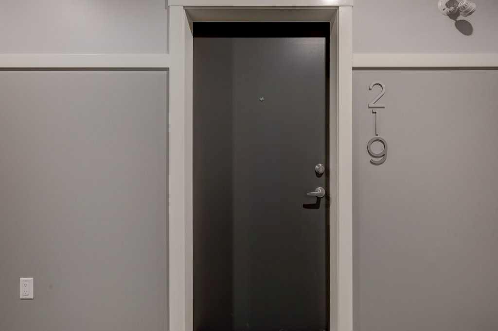 Picture for 219, 245 Edith Place NW