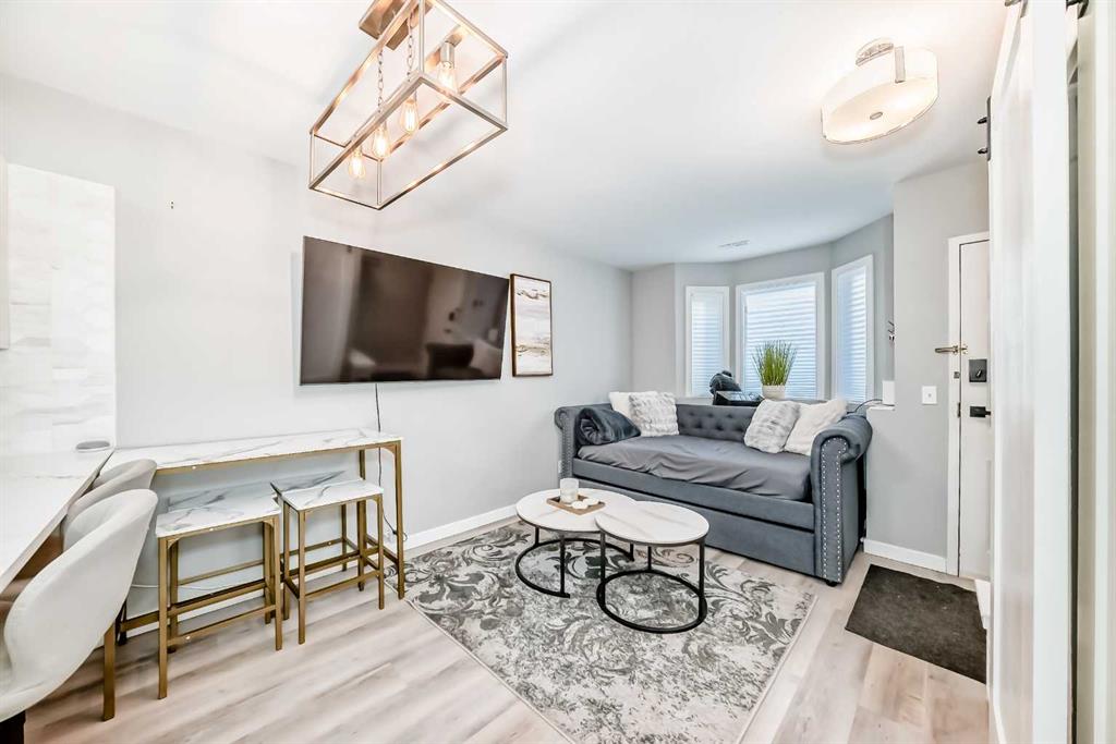 Picture for 106, 1014 14 Avenue SW