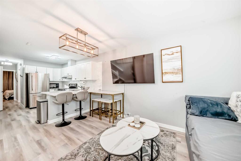 Picture for 106, 1014 14 Avenue SW