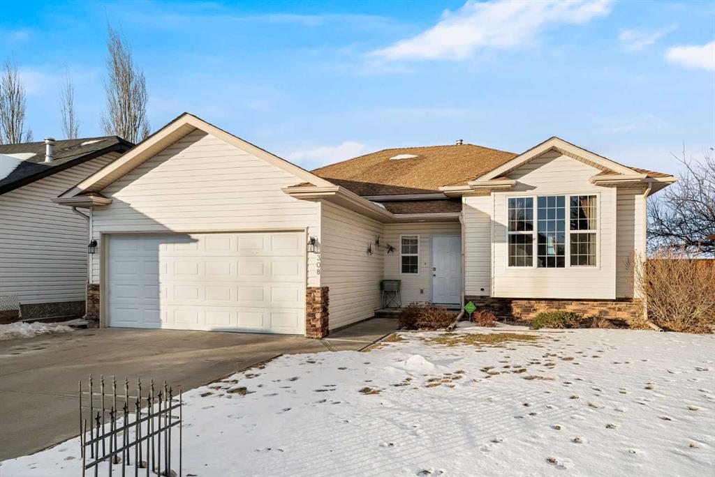 Picture for 308 Highwood Village Place NW