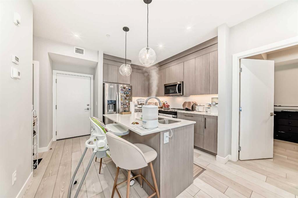 Picture for 2214, 6 Merganser Drive W