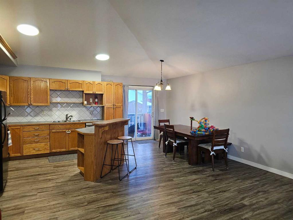 Picture for 1808 Strathcona Bay 