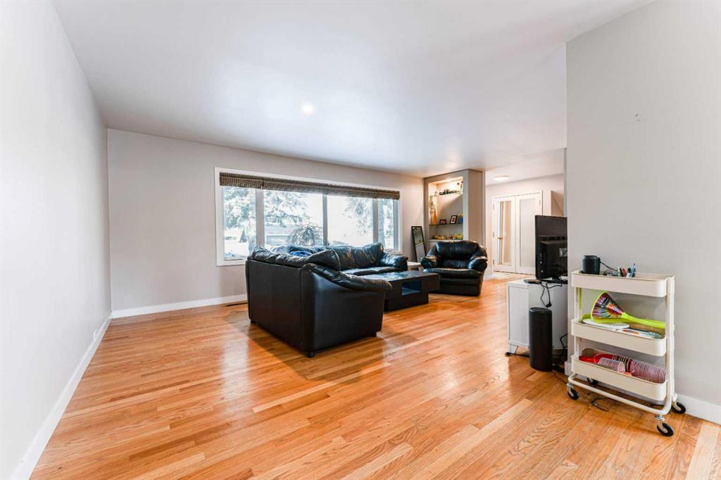 Picture for 2432 Ulrich Road NW