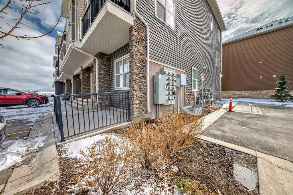 Picture for 401, 250 Fireside View 