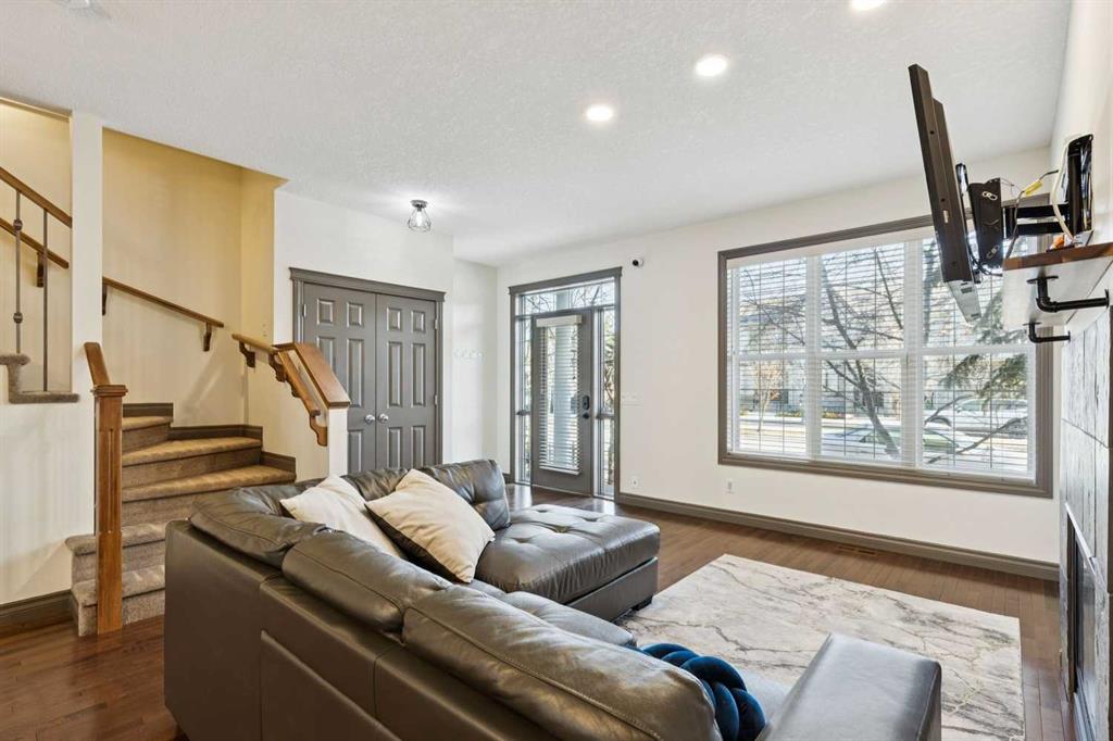 Picture for 2953 Peacekeepers Way SW