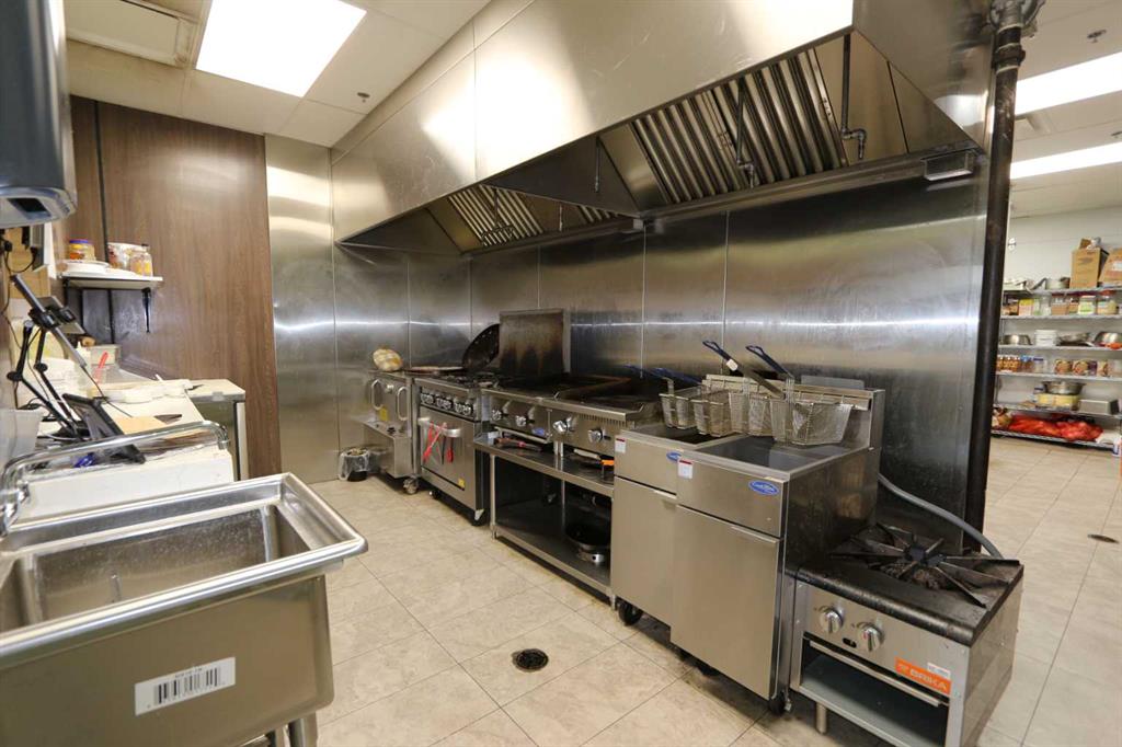 Picture for 270 Nolanridge Crescent NW