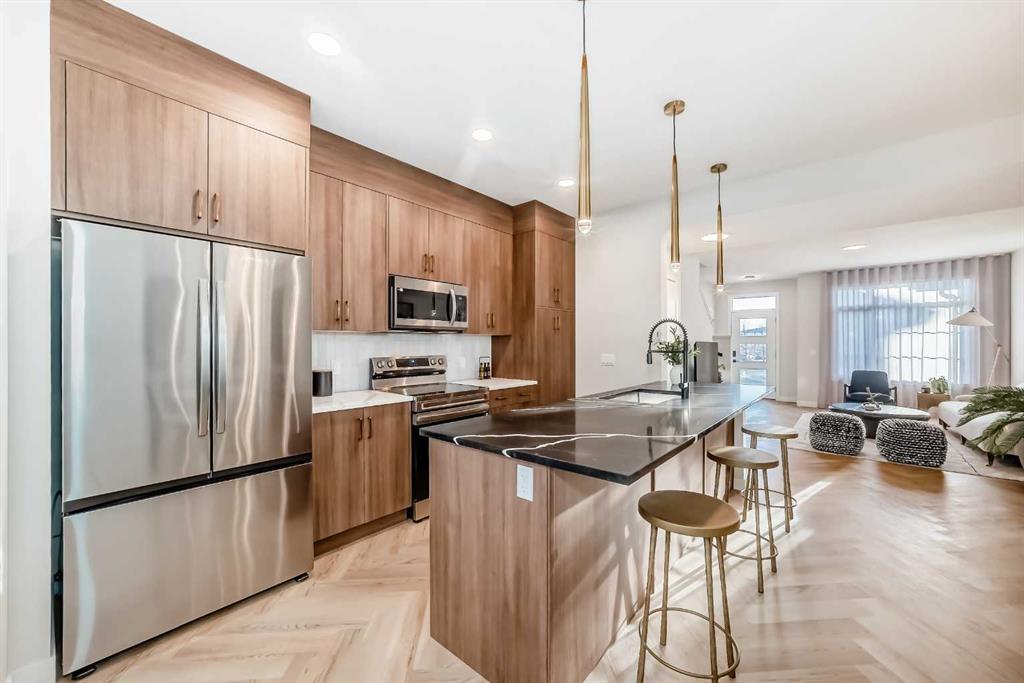 Picture for 405 Clydesdale Avenue 