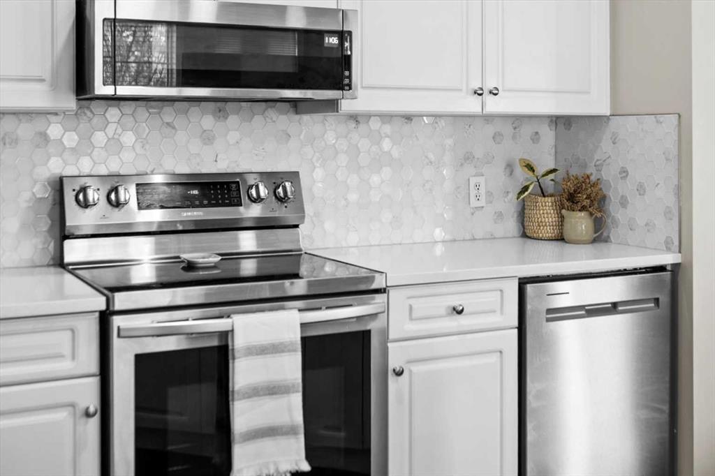 Picture for 113 Edgeridge Terrace NW