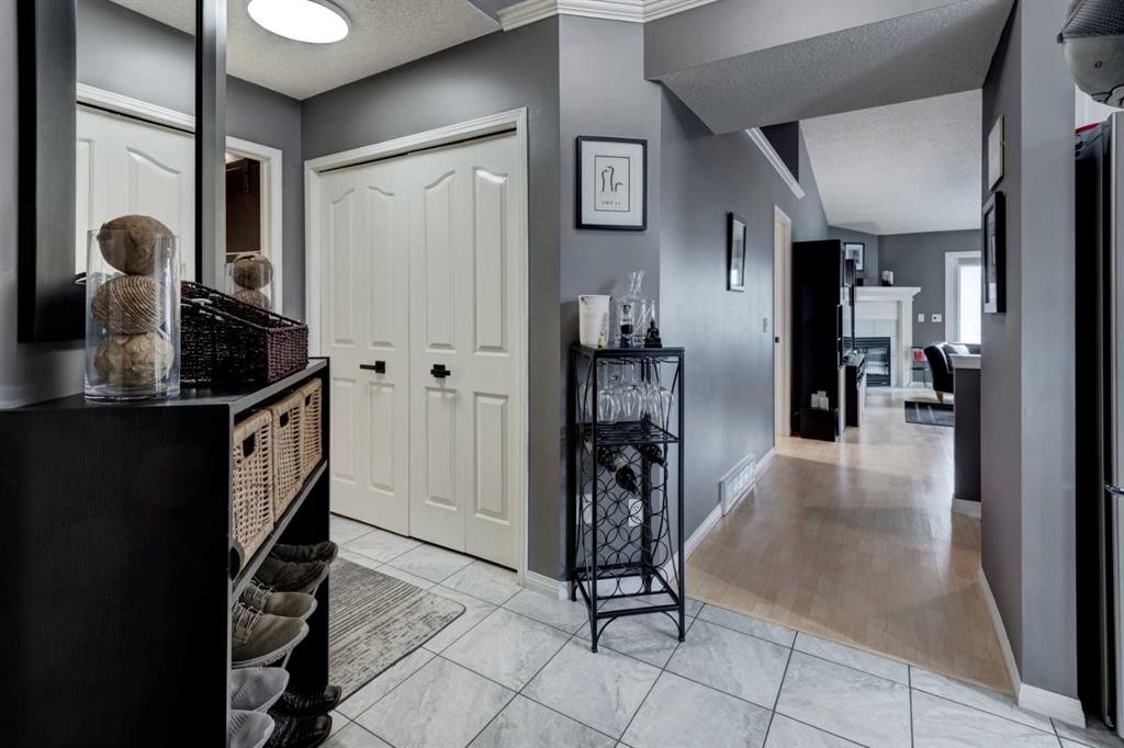 Picture for 66 Douglas Woods Park SE