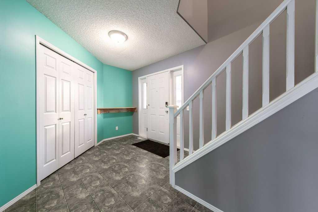 Picture for 6 Lansing Close 