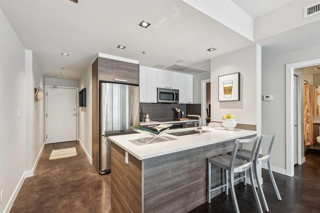 Picture for 310, 235 9A Street NW