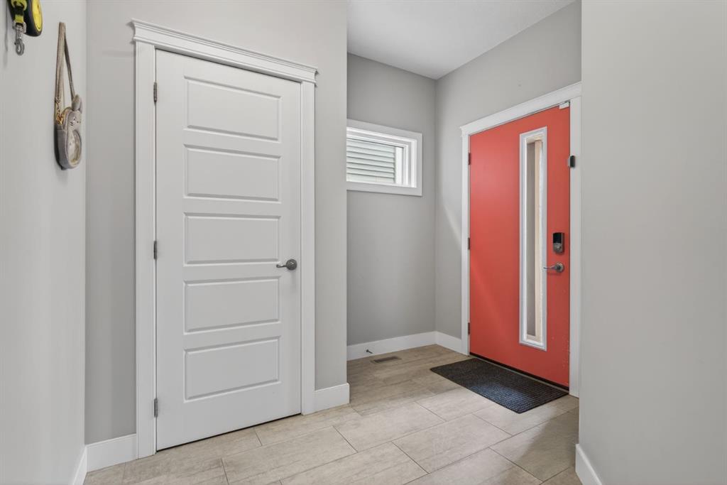 Picture for 908 Midtown Avenue SW