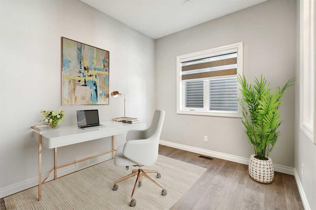 Picture for 383 Evansglen Drive NW