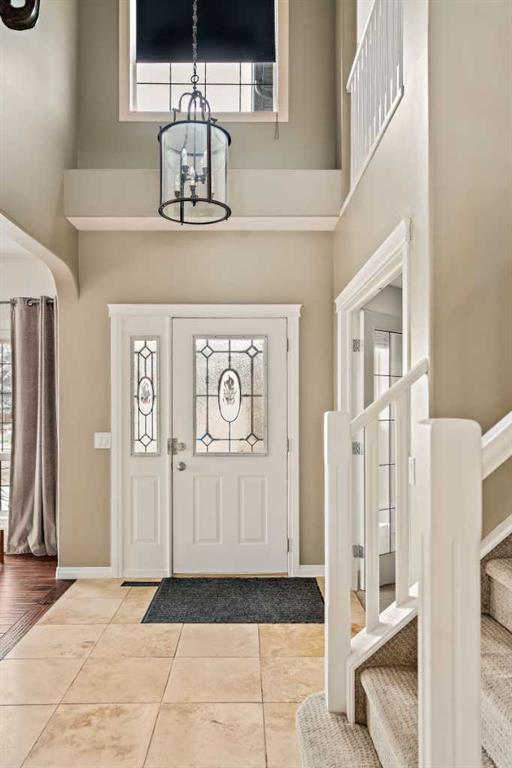 Picture for 1560 Strathcona Drive SW