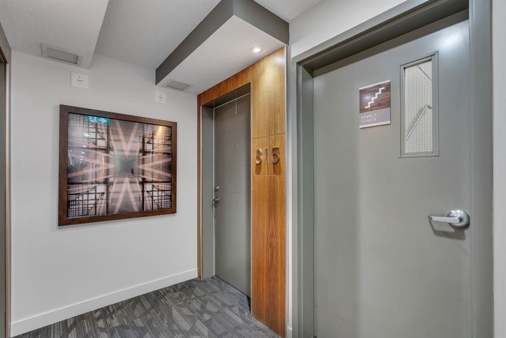 Picture for 315, 11 Mahogany Circle SE