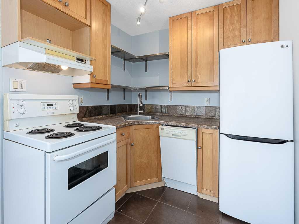 Picture for 5, 4328 75 Street NW