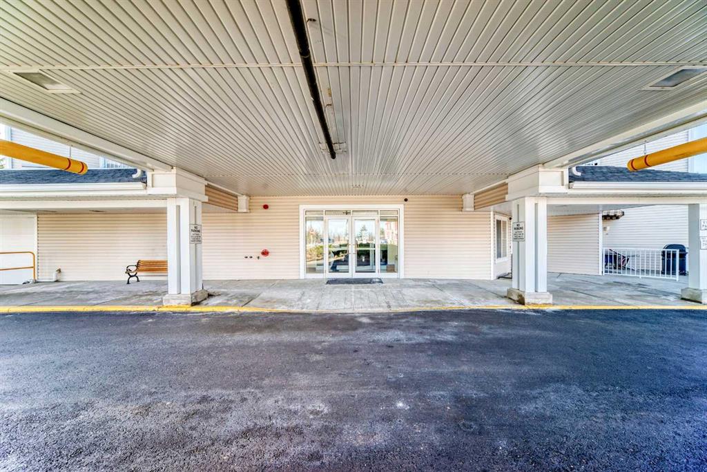 Picture for 103, 305 1 Avenue NW