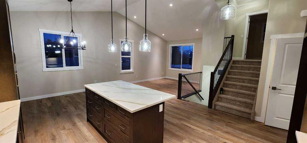 Picture for 5518 52 Street 