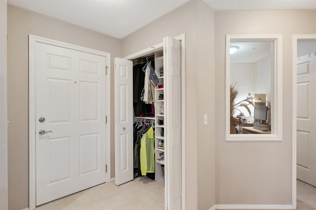 Picture for 2218, 950 Arbour Lake Road NW