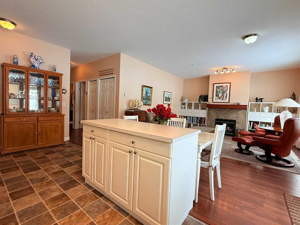 Picture for 109, 2850 51 Street SW