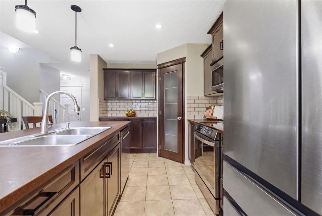 Picture for 155 Copperpond Road SE