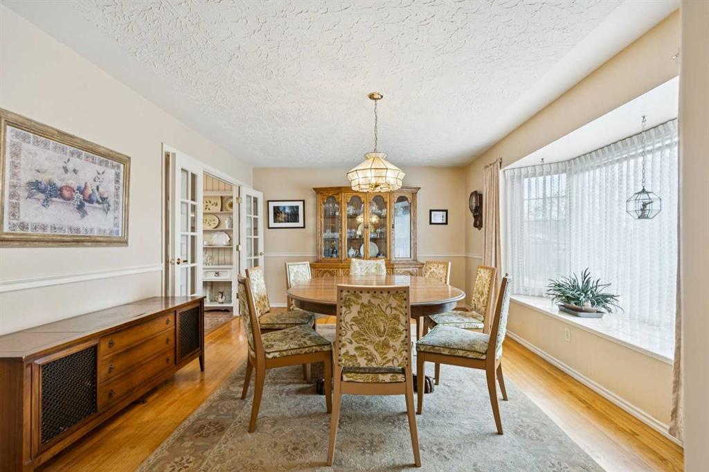 Picture for 24 Westwood Crescent SW