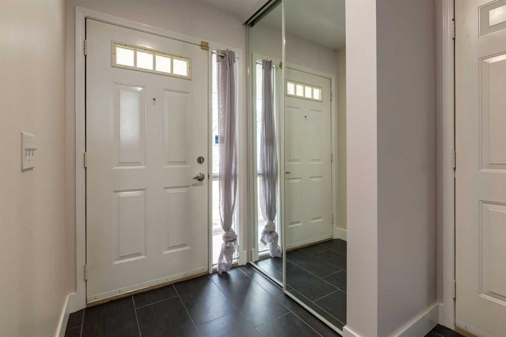 Picture for 318 Hawkstone Manor NW