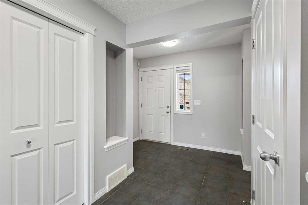 Picture for 72 Pantego Close NW