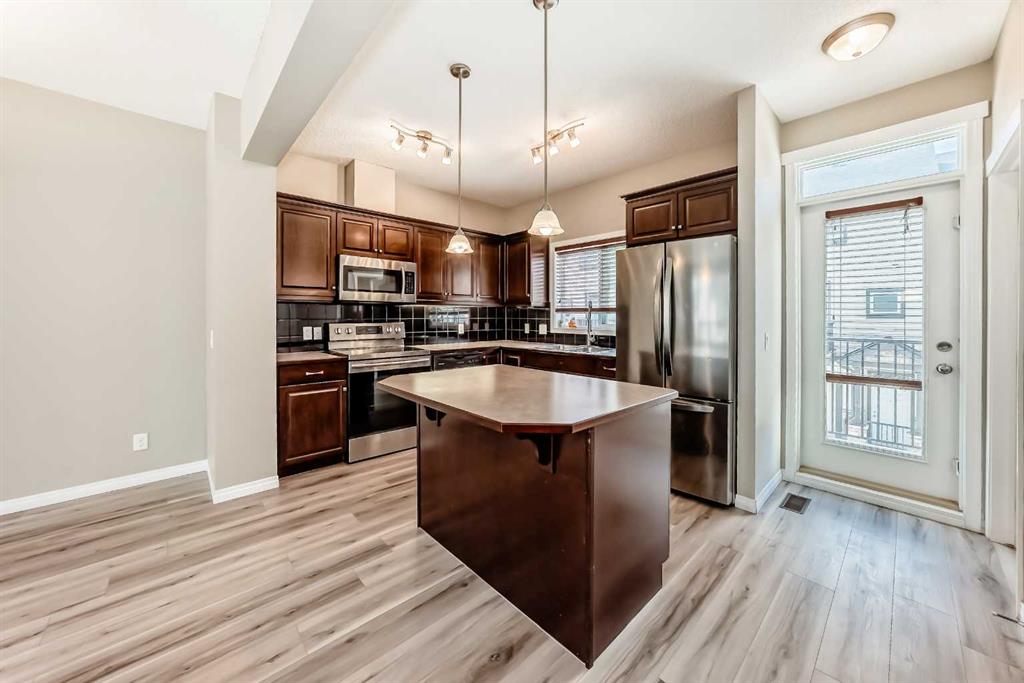Picture for 78 Kincora Heath NW