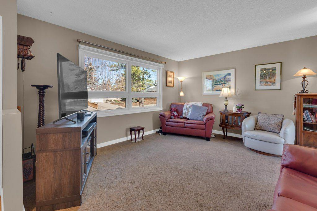 Picture for 16 Alcock Close 