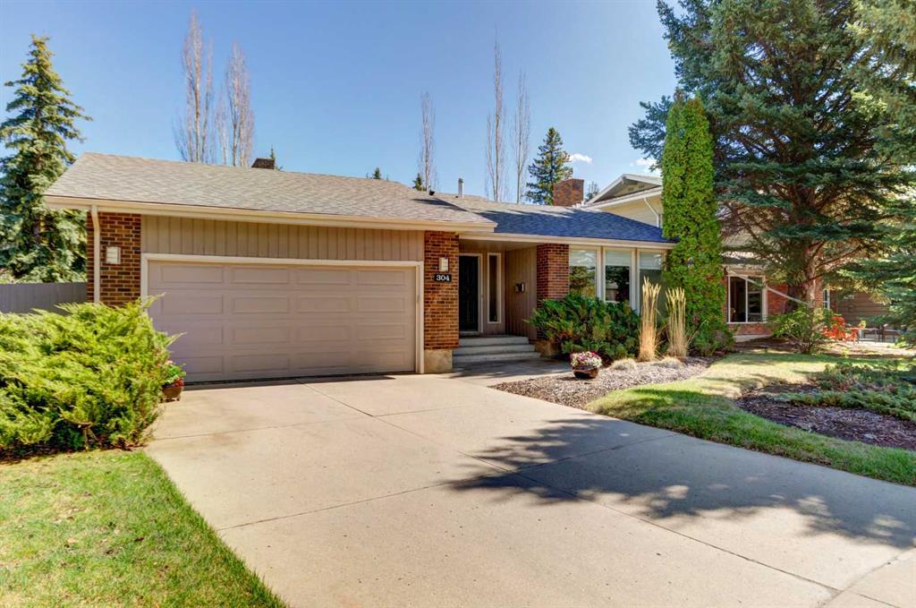 Picture for 304 Lake Mead Crescent SE