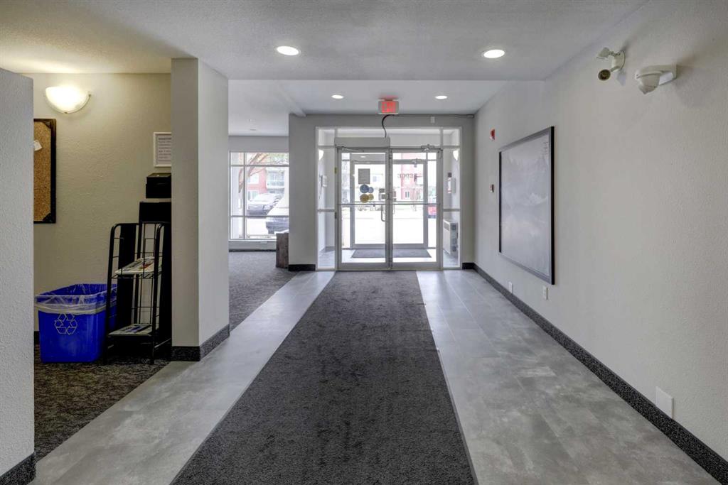 Picture for 1204, 604 East Lake Boulevard NE