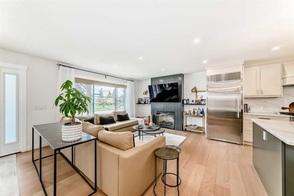 Picture for 19 Mackay Drive SW